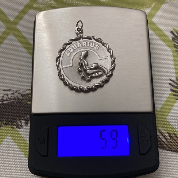 Sterling Vintage Birthstone Medals.  Aquarius/Leo /Scorpio - Picture 6 of 9